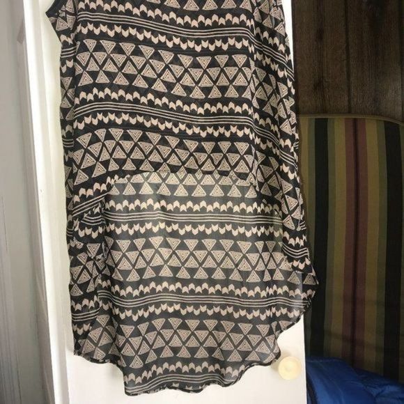 Forever 21 Lo/hi top size L - Picture 10 of 11